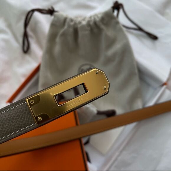 NIB 2024 KELLY BELT IN ETOUPE - Picture 6 of 10